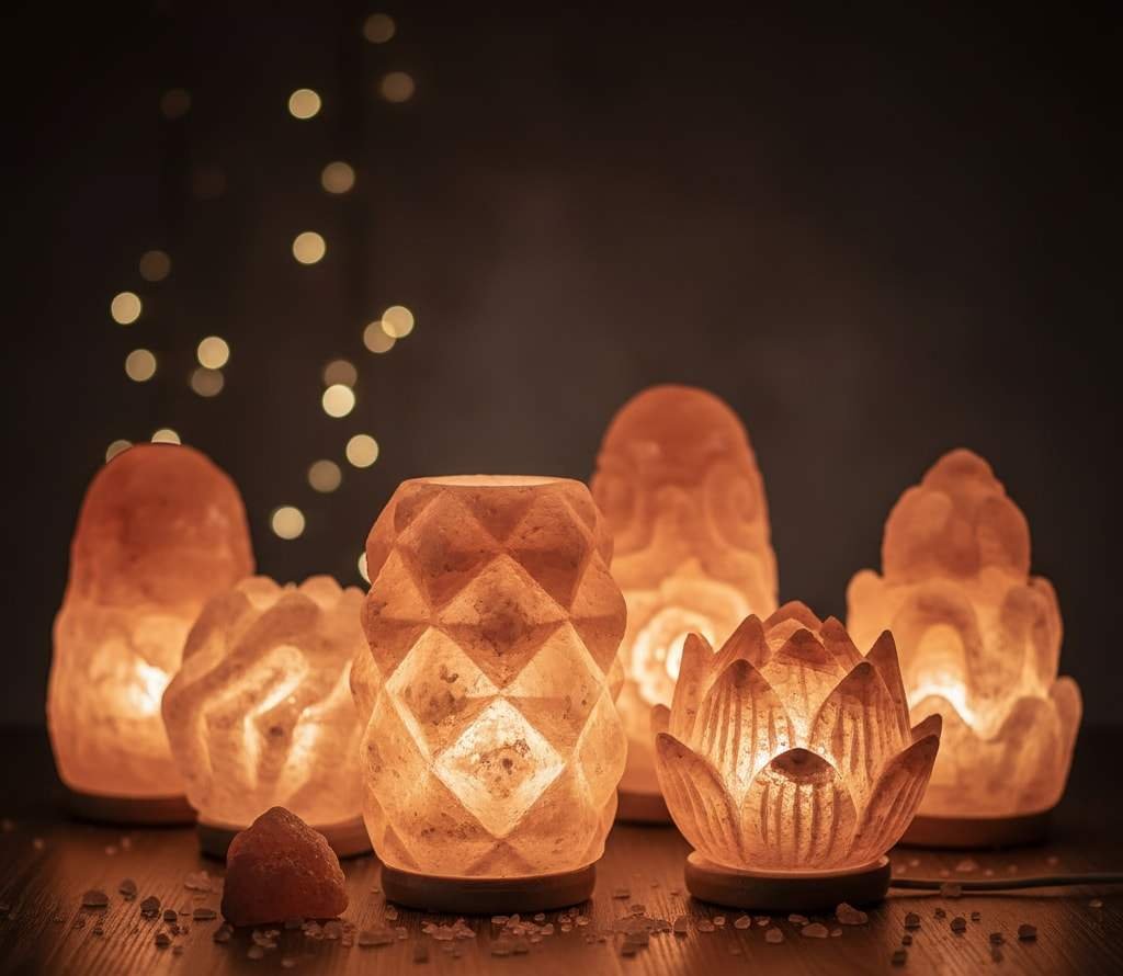 The Complete Guide to Himalayan Salt Lamps: Benefits and Uses